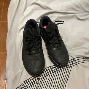 Nike metcon 5 size 9 gunsmoke